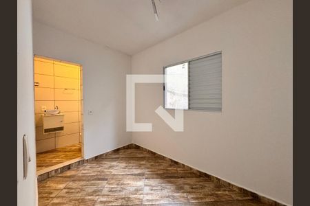 Suite 1 de casa para alugar com 2 quartos, 105m² em Vila Alto de Santo Andre, Santo André