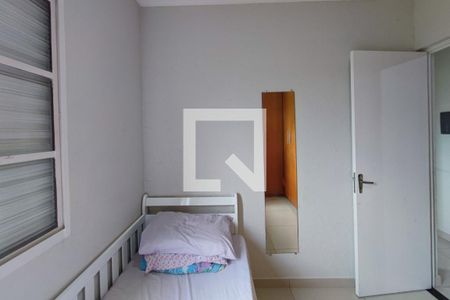 Quarto 2 de apartamento para alugar com 2 quartos, 5m² em Parque São Jorge, Campinas