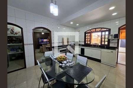 Cozinha de casa à venda com 3 quartos, 270m² em Jardim Rosa de Franca, Guarulhos