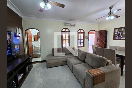 Sala de casa à venda com 3 quartos, 270m² em Jardim Rosa de Franca, Guarulhos