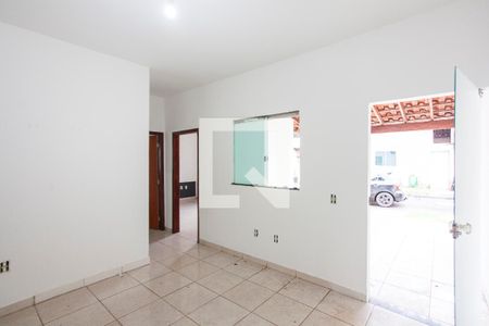 Sala de casa de condomínio para alugar com 2 quartos, 94m² em Minas Gerais, Uberlândia