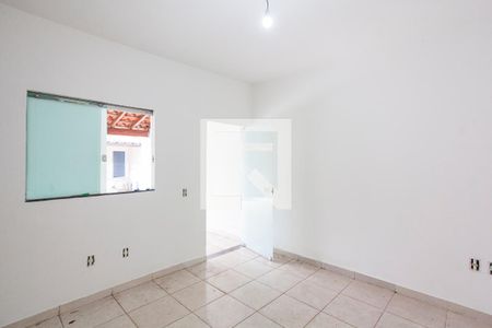 Sala de casa de condomínio para alugar com 2 quartos, 94m² em Minas Gerais, Uberlândia