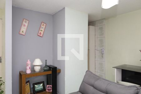 Sala de apartamento à venda com 2 quartos, 50m² em Conjunto Residencial José Bonifácio, São Paulo