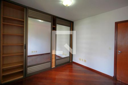 Suite de apartamento à venda com 2 quartos, 90m² em Funcionários, Belo Horizonte