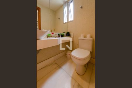 Lavabo de apartamento à venda com 4 quartos, 165m² em Serra, Belo Horizonte