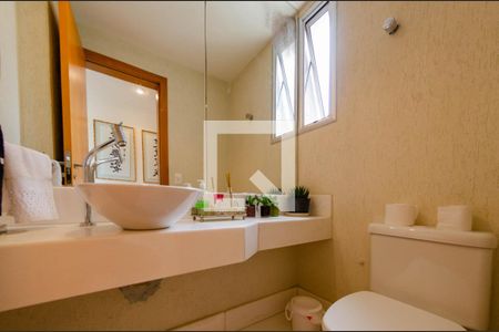 Lavabo de apartamento à venda com 4 quartos, 165m² em Serra, Belo Horizonte