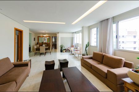 Sala de apartamento à venda com 4 quartos, 165m² em Serra, Belo Horizonte