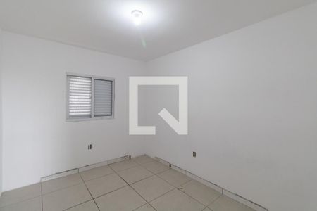 Quarto 1 de apartamento para alugar com 2 quartos, 45m² em Vila Campanela, São Paulo