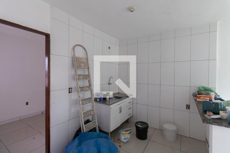 Sala e Cozinha de apartamento para alugar com 2 quartos, 45m² em Vila Campanela, São Paulo