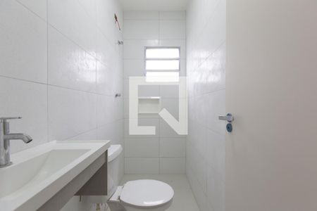 Banheiro de casa para alugar com 1 quarto, 40m² em Itaquera, São Paulo