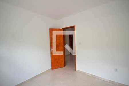 Quarto 1 de casa para alugar com 2 quartos, 70m² em Areia Branca, Belford Roxo
