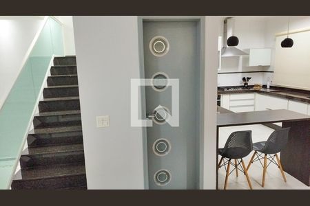 Sala de casa para alugar com 4 quartos, 215m² em Vila Gomes Cardim, São Paulo