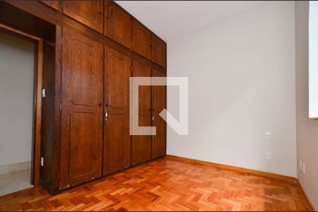 Quarto1 de casa à venda com 3 quartos, 282m² em São Lucas, Belo Horizonte