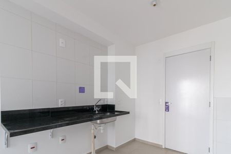 Cozinha de apartamento para alugar com 1 quarto, 27m² em Vila Olímpia, São Paulo