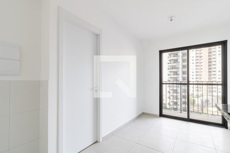 Cozinha de apartamento para alugar com 1 quarto, 27m² em Vila Olímpia, São Paulo