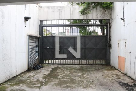 Entrada de casa à venda com 3 quartos, 405m² em Vila Ipojuca, São Paulo