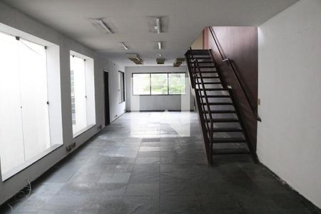 Sala 1 de casa à venda com 3 quartos, 405m² em Vila Ipojuca, São Paulo