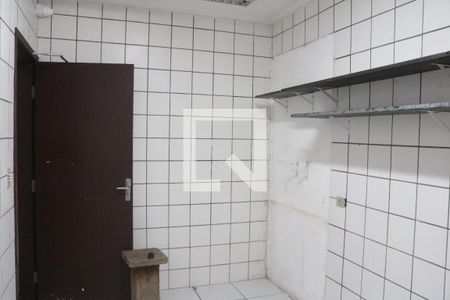 Cozinha 1 de casa à venda com 3 quartos, 405m² em Vila Ipojuca, São Paulo