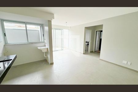 Sala de apartamento para alugar com 2 quartos, 80m² em Ipiranga, Belo Horizonte