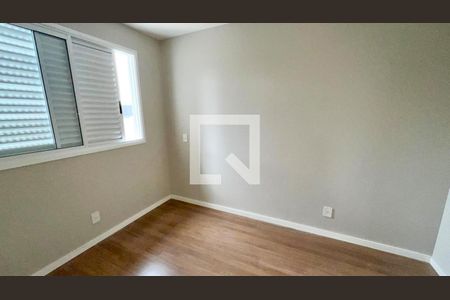 Quarto 1 de apartamento para alugar com 2 quartos, 80m² em Ipiranga, Belo Horizonte