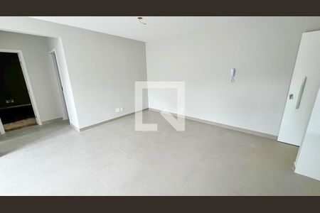 Sala de apartamento para alugar com 2 quartos, 80m² em Ipiranga, Belo Horizonte