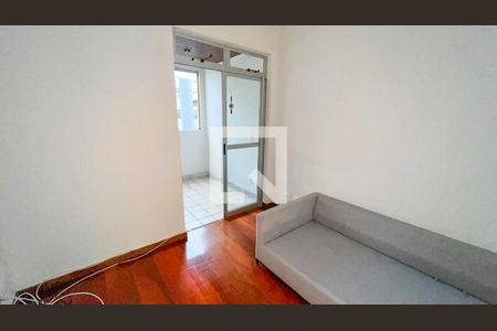 Sala de apartamento para alugar com 3 quartos, 76m² em Silveira, Belo Horizonte