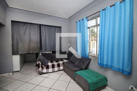 Sala de casa à venda com 3 quartos, 220m² em Penha, Rio de Janeiro