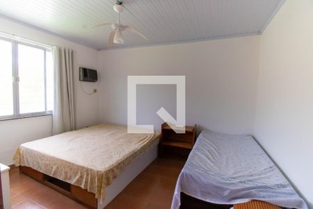 Casa à venda com 300m², 7 quartos e 2 vagas Casa à venda com 300m², 7 quartos e 2 vagasQuarto 4