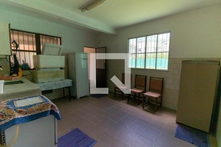 Casa à venda com 300m², 7 quartos e 2 vagas Casa à venda com 300m², 7 quartos e 2 vagasAnexo Cozinha