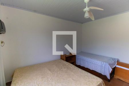 Casa à venda com 300m², 7 quartos e 2 vagas Casa à venda com 300m², 7 quartos e 2 vagasQuarto 4