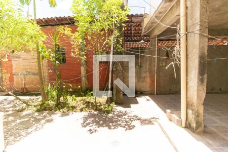 Casa à venda com 300m², 7 quartos e 2 vagas Casa à venda com 300m², 7 quartos e 2 vagasVista do Quarto 2