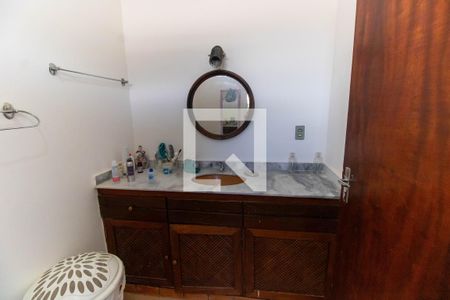 Casa à venda com 300m², 7 quartos e 2 vagas Casa à venda com 300m², 7 quartos e 2 vagasBanheiro da Suíte