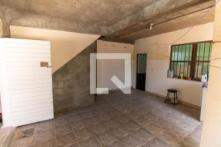 Casa à venda com 300m², 7 quartos e 2 vagas Casa à venda com 300m², 7 quartos e 2 vagasÁrea de Serviço