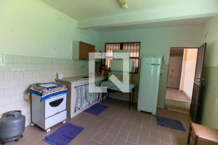Casa à venda com 300m², 7 quartos e 2 vagas Casa à venda com 300m², 7 quartos e 2 vagasAnexo Cozinha