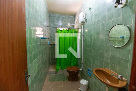 Casa à venda com 300m², 7 quartos e 2 vagas Casa à venda com 300m², 7 quartos e 2 vagasAnexo Banheiro