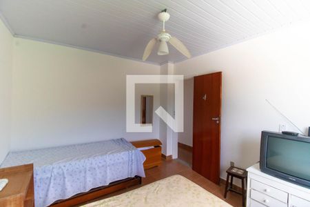 Casa à venda com 300m², 7 quartos e 2 vagas Casa à venda com 300m², 7 quartos e 2 vagasQuarto 4