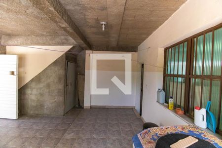 Casa à venda com 300m², 7 quartos e 2 vagas Casa à venda com 300m², 7 quartos e 2 vagasÁrea de Serviço