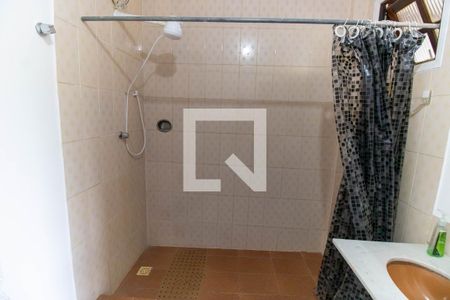 Casa à venda com 300m², 7 quartos e 2 vagas Casa à venda com 300m², 7 quartos e 2 vagasBanheiro Social 2