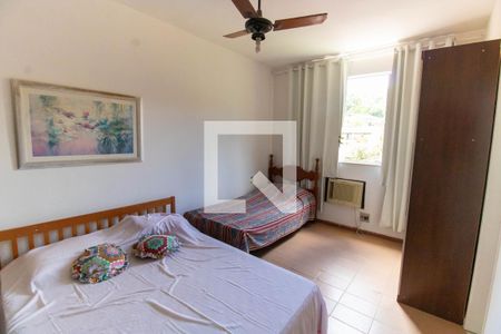 Casa à venda com 300m², 7 quartos e 2 vagas Casa à venda com 300m², 7 quartos e 2 vagasSuíte