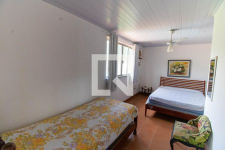 Casa à venda com 300m², 7 quartos e 2 vagas Casa à venda com 300m², 7 quartos e 2 vagasQuarto 3