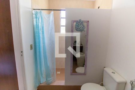 Casa à venda com 300m², 7 quartos e 2 vagas Casa à venda com 300m², 7 quartos e 2 vagasBanheiro da Suíte