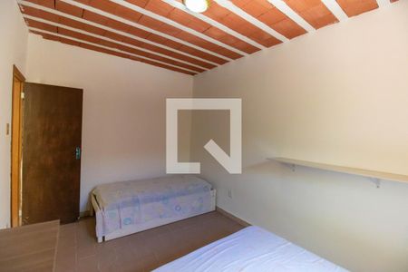 Casa à venda com 300m², 7 quartos e 2 vagas Casa à venda com 300m², 7 quartos e 2 vagasAnexo Quarto 1