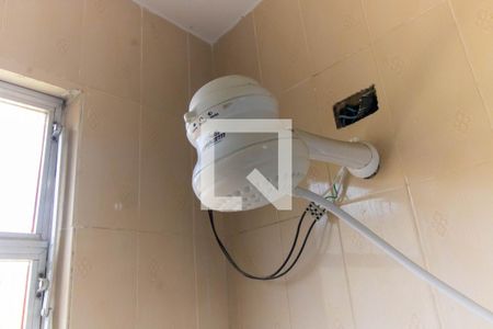 Casa à venda com 300m², 7 quartos e 2 vagas Casa à venda com 300m², 7 quartos e 2 vagasChuveiro