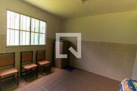 Casa à venda com 300m², 7 quartos e 2 vagas Casa à venda com 300m², 7 quartos e 2 vagasAnexo Cozinha