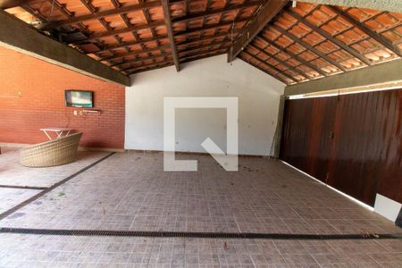 Casa à venda com 300m², 7 quartos e 2 vagas Casa à venda com 300m², 7 quartos e 2 vagasGaragem