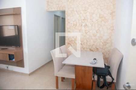 Sala de apartamento para alugar com 2 quartos, 46m² em Vila Sao Carlos, Itaquaquecetuba