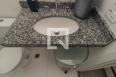 Banheiro de kitnet/studio para alugar com 1 quarto, 26m² em Campos Elíseos, São Paulo