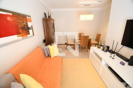 Sala de apartamento para alugar com 3 quartos, 76m² em Parque das Flores, Campinas