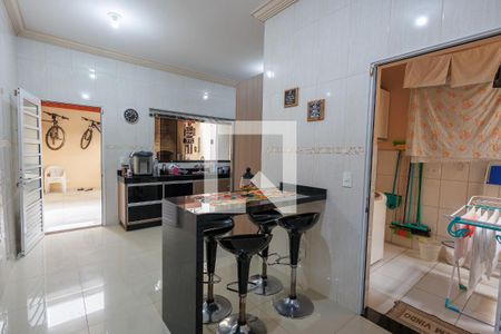 Cozinha de casa para alugar com 3 quartos, 204m² em Lavadouro de Areia, Taubaté