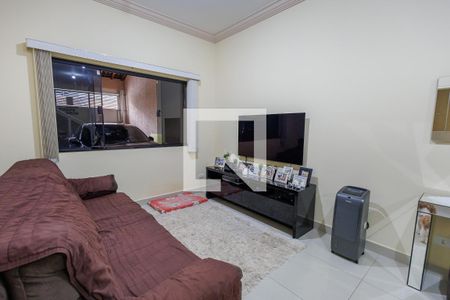 Sala de casa para alugar com 3 quartos, 204m² em Lavadouro de Areia, Taubaté